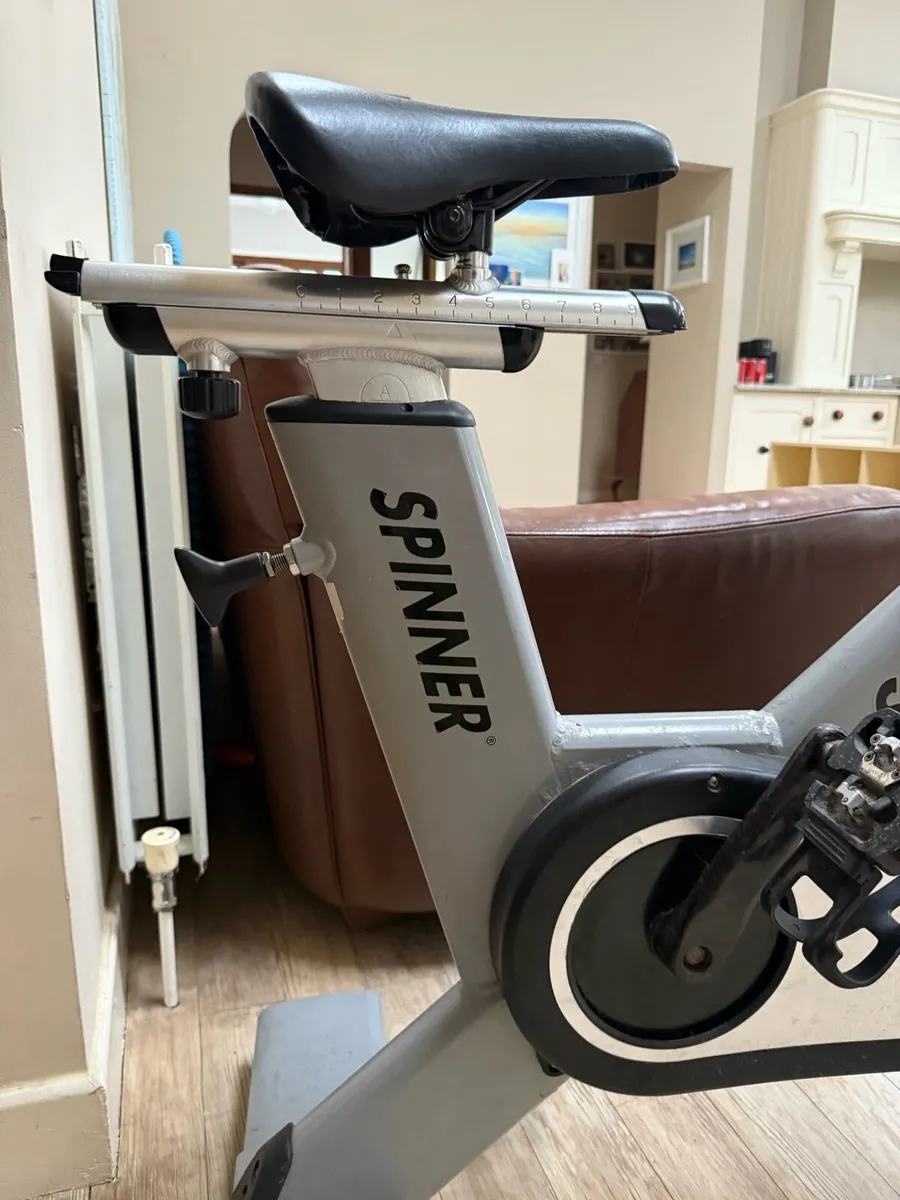 Spinning bike - Image 4