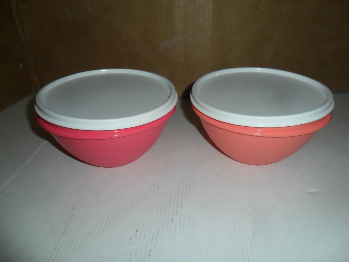 Tupperware wondelier bowl 2 x - Image 1