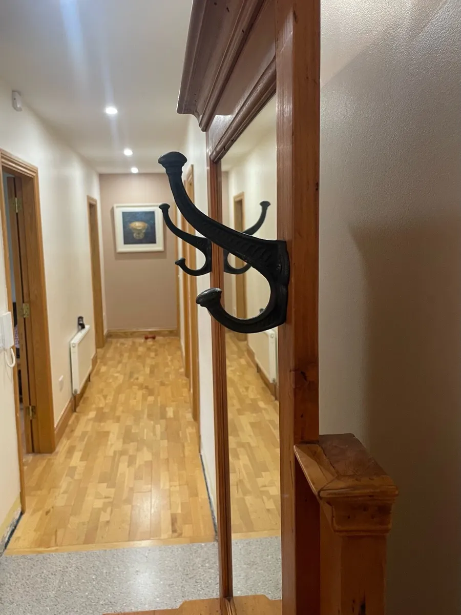 Hall table with mirror - Image 2
