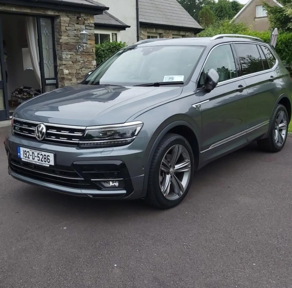 Volkswagen Tiguan Allspace R line - Image 2