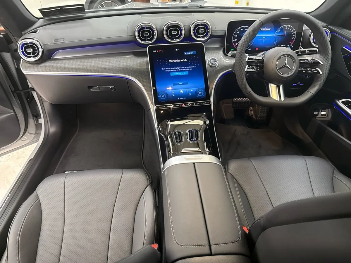 Mercedes-Benz CLE CLE 300 e AMG Phev Line Premium - Image 4