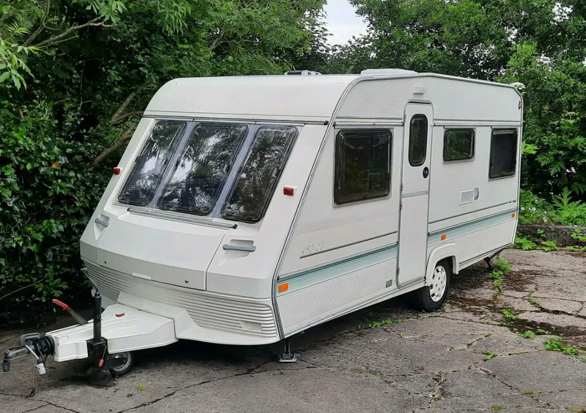 Caravan 4-5-6 berth Marauder 450 CT - Image 1