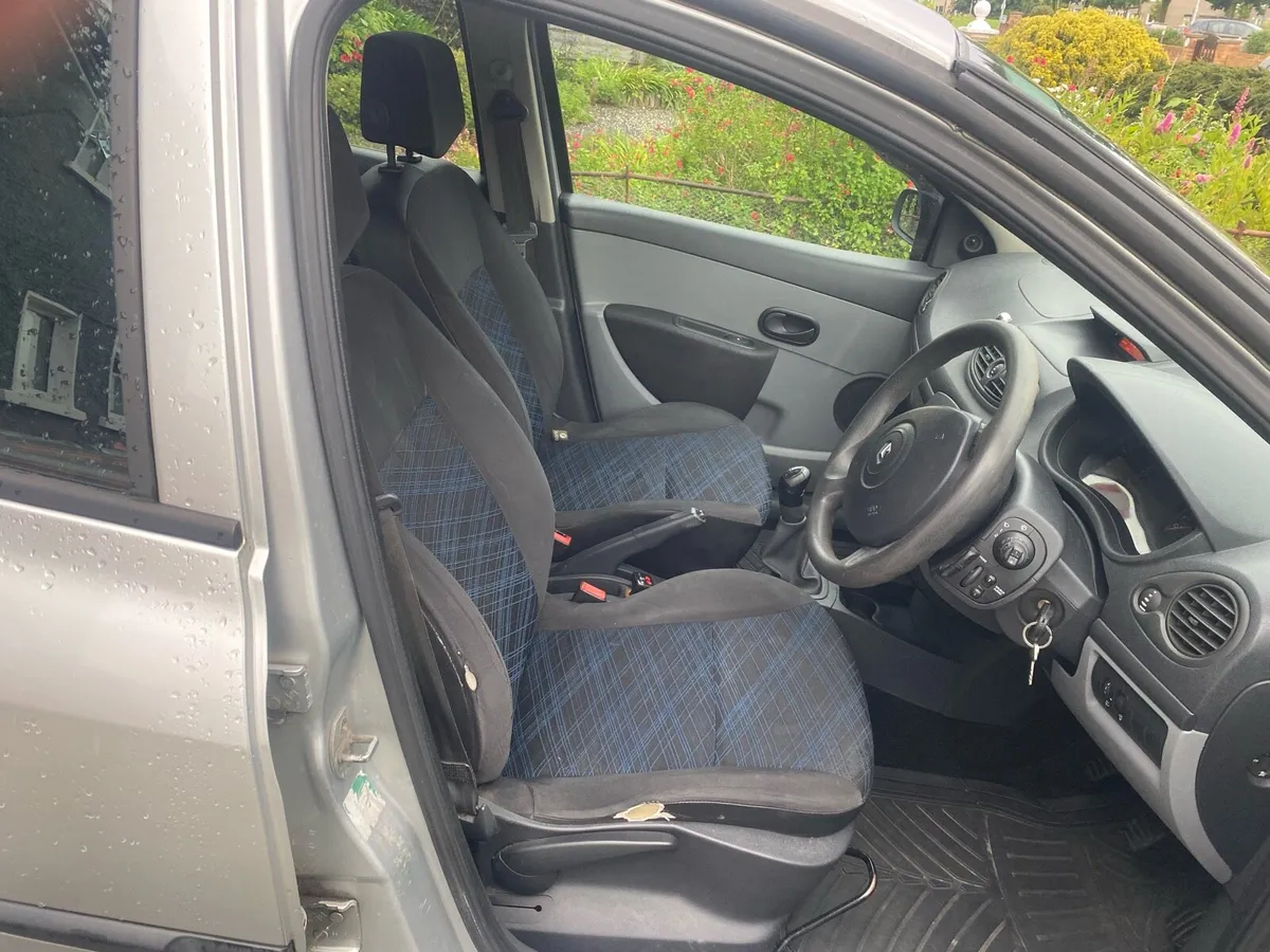 06 Clio - Image 4