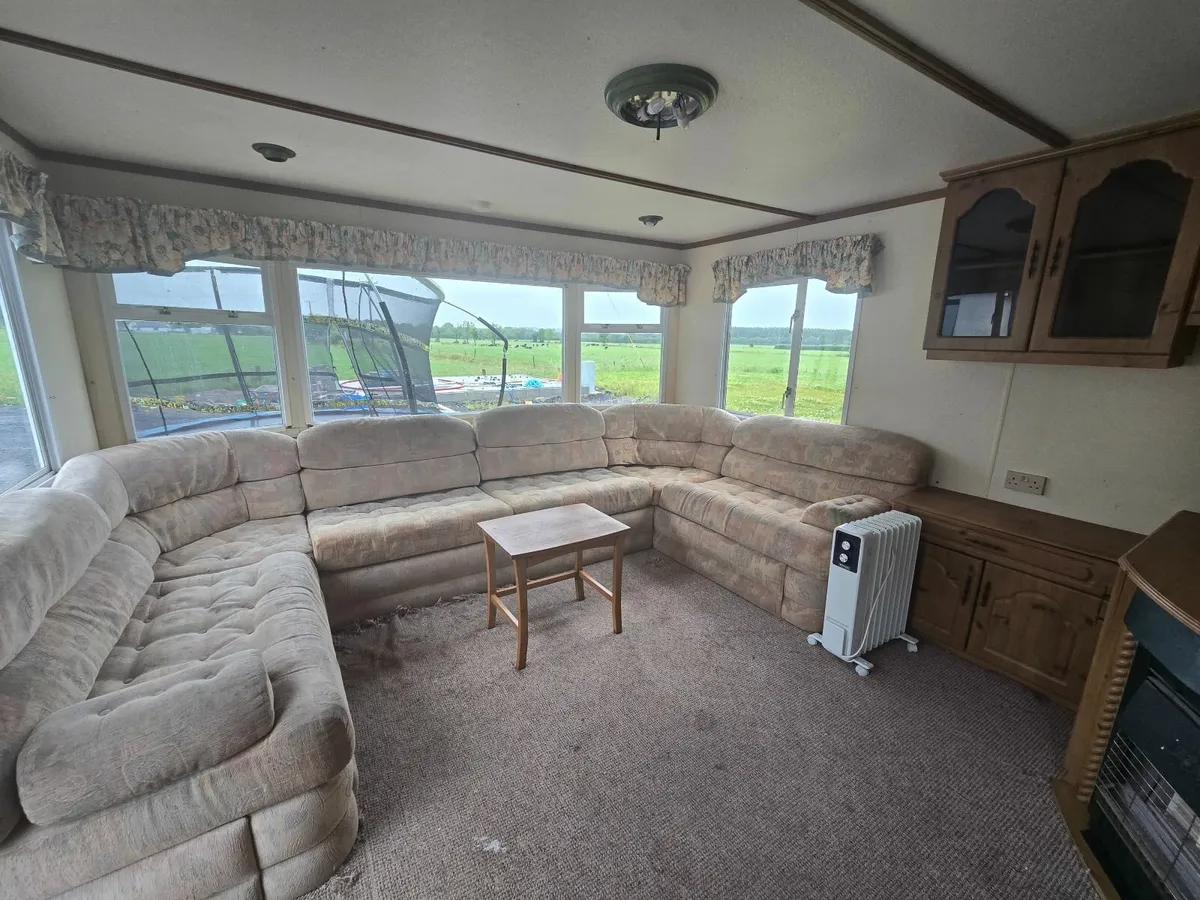 Mobile home - Image 1