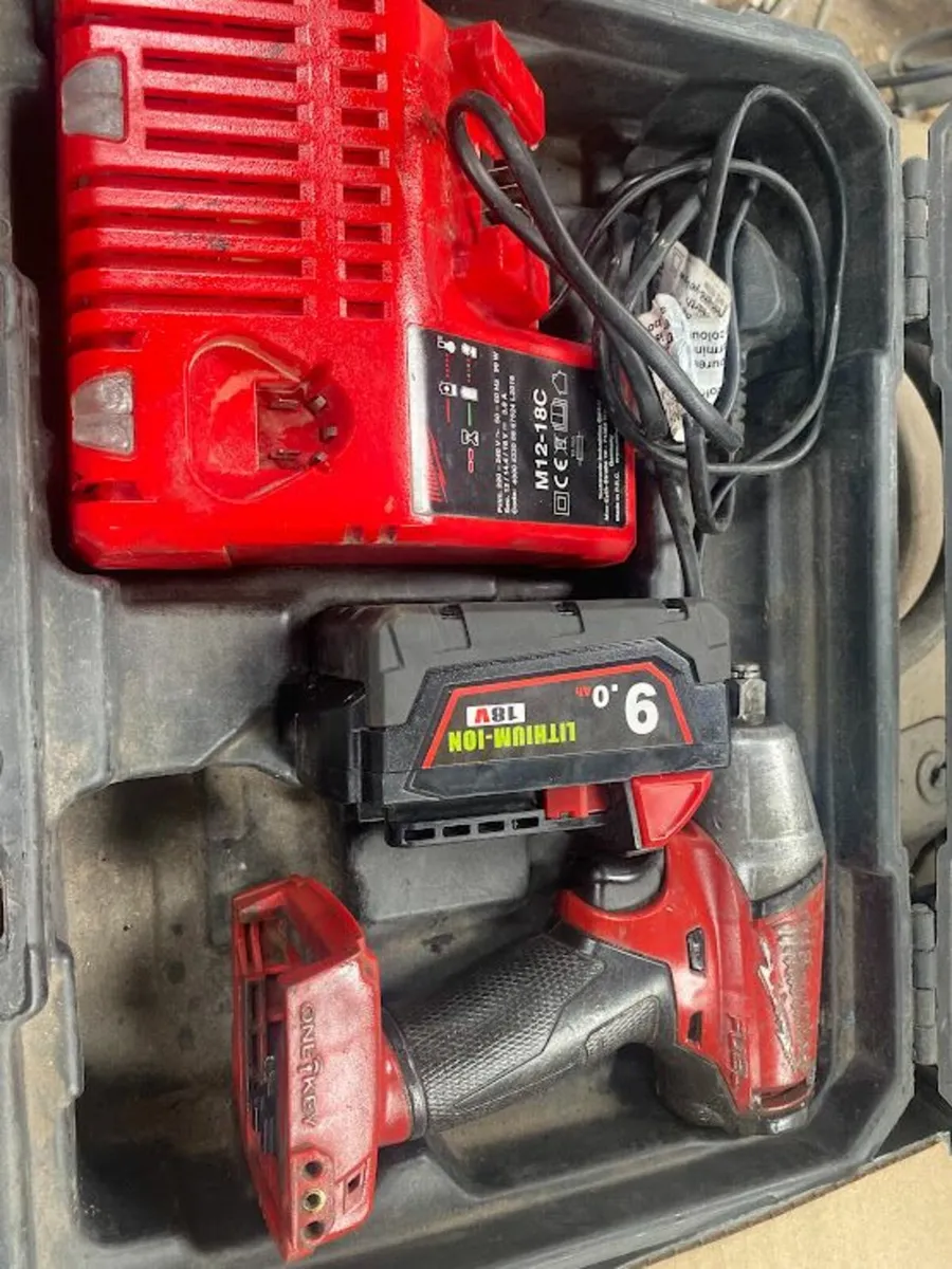 Milwaukee Impact Wrench - Image 1