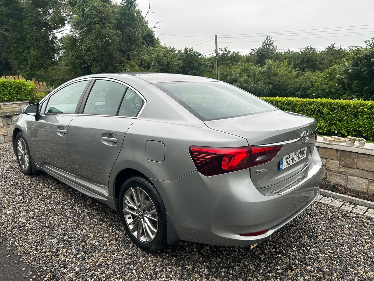 2015 Toyota Avensis Business Edition 1.6D - Image 4