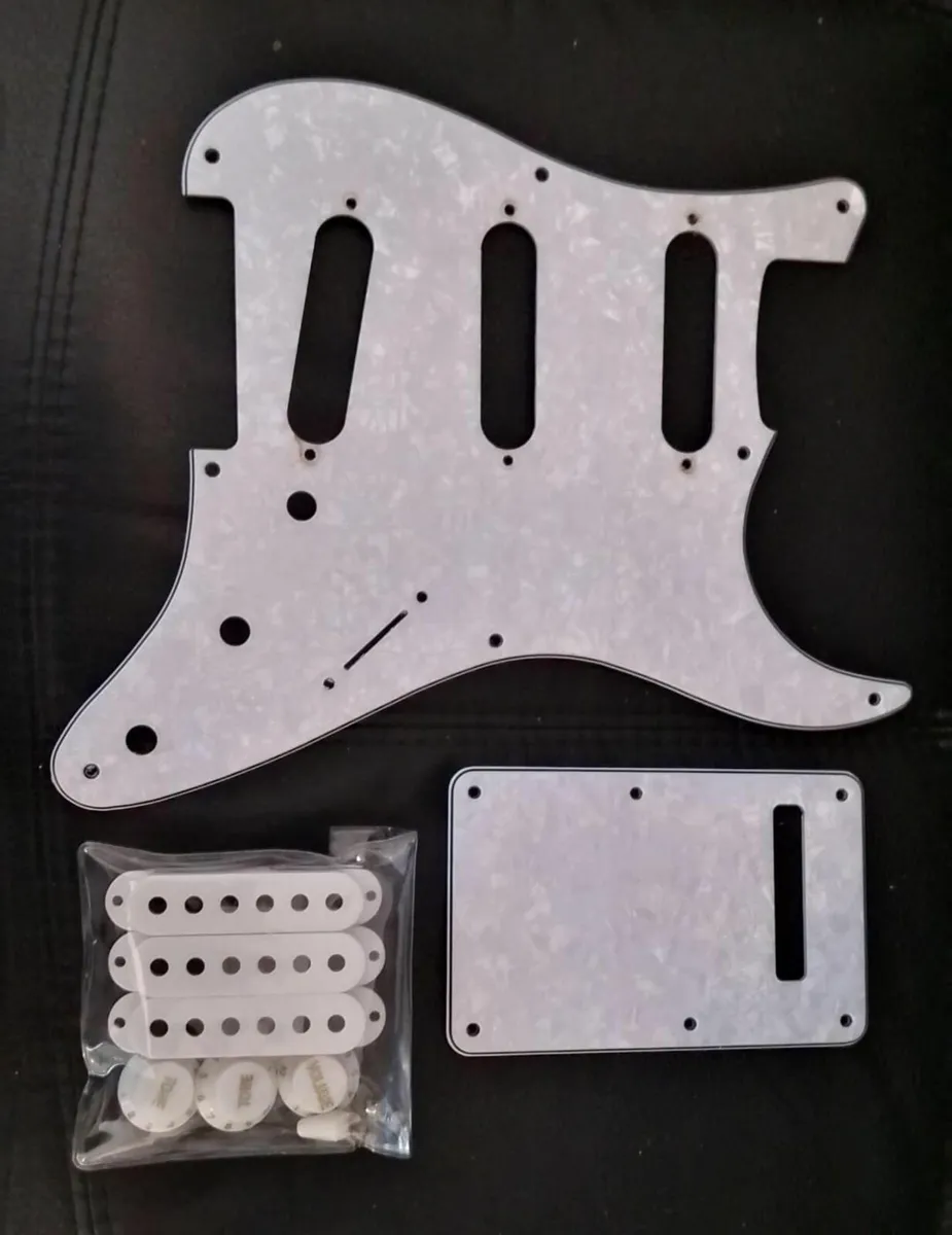 Stratocaster Pickguard set - Image 2