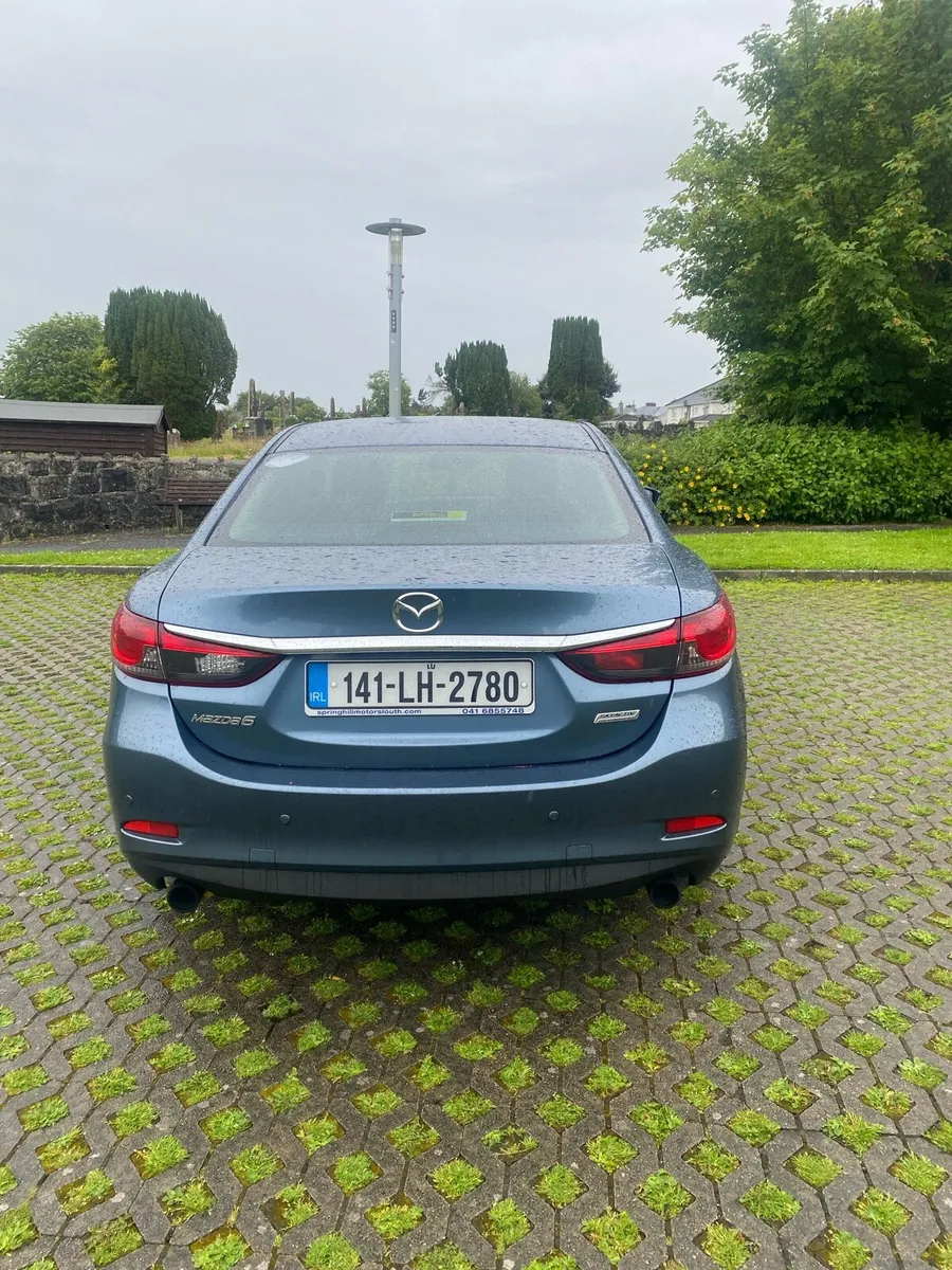 Car - Image 2