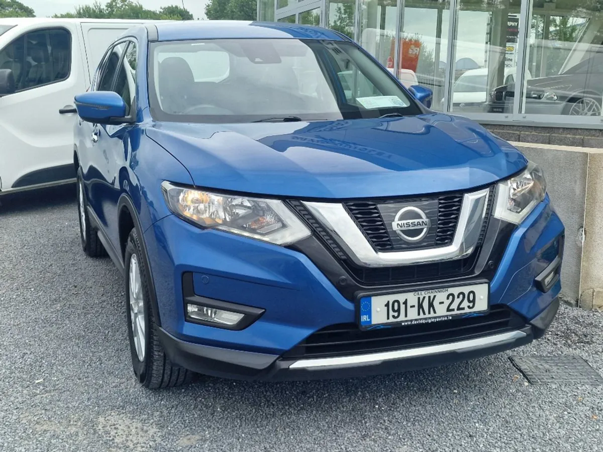Nissan X-Trail 1.6 DSL XE SS 7 Seat 18 4DR - Image 2