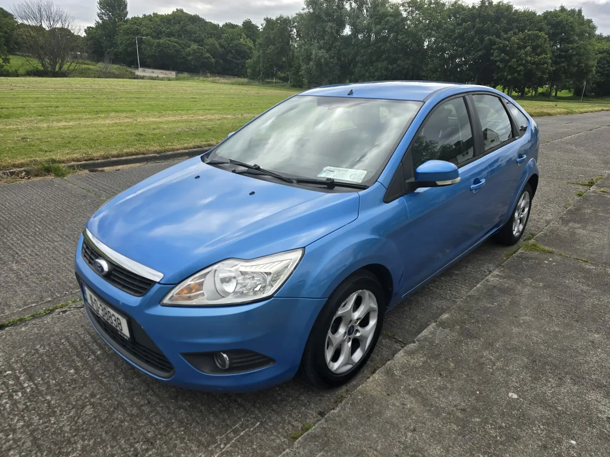 2011 Focus - Image 2