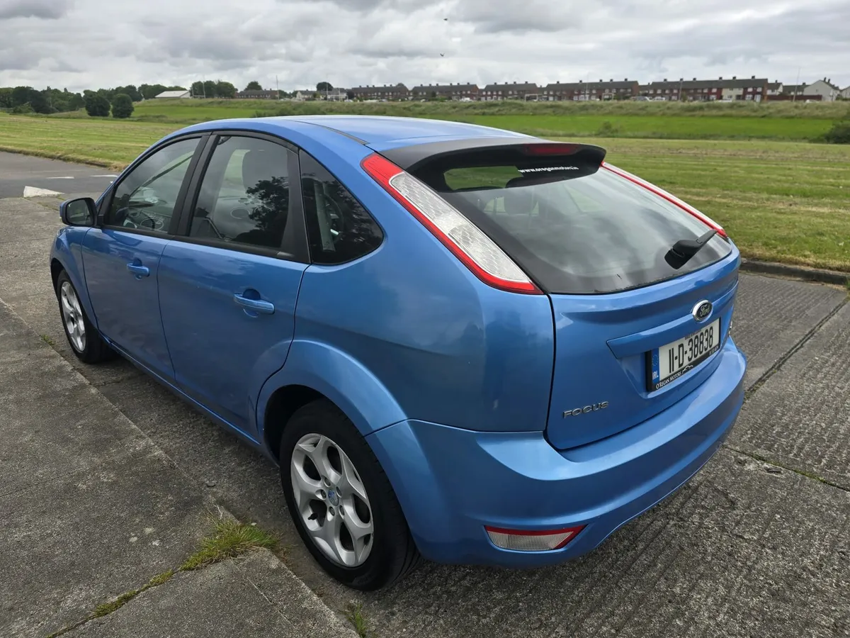 2011 Focus - Image 3