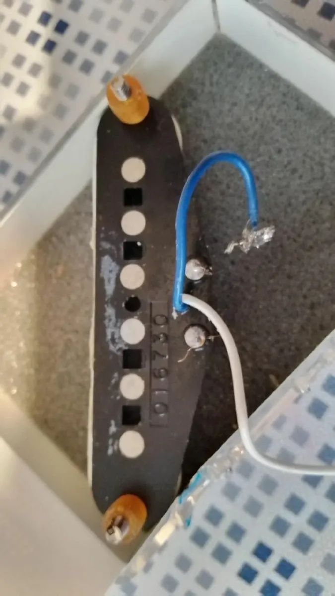 1992 USA Stratocaster Bridge pick up - Image 2