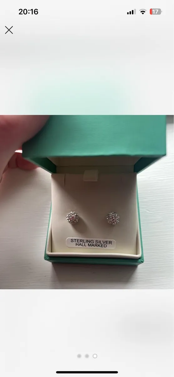 Sterling Silver Earrings. - Image 1