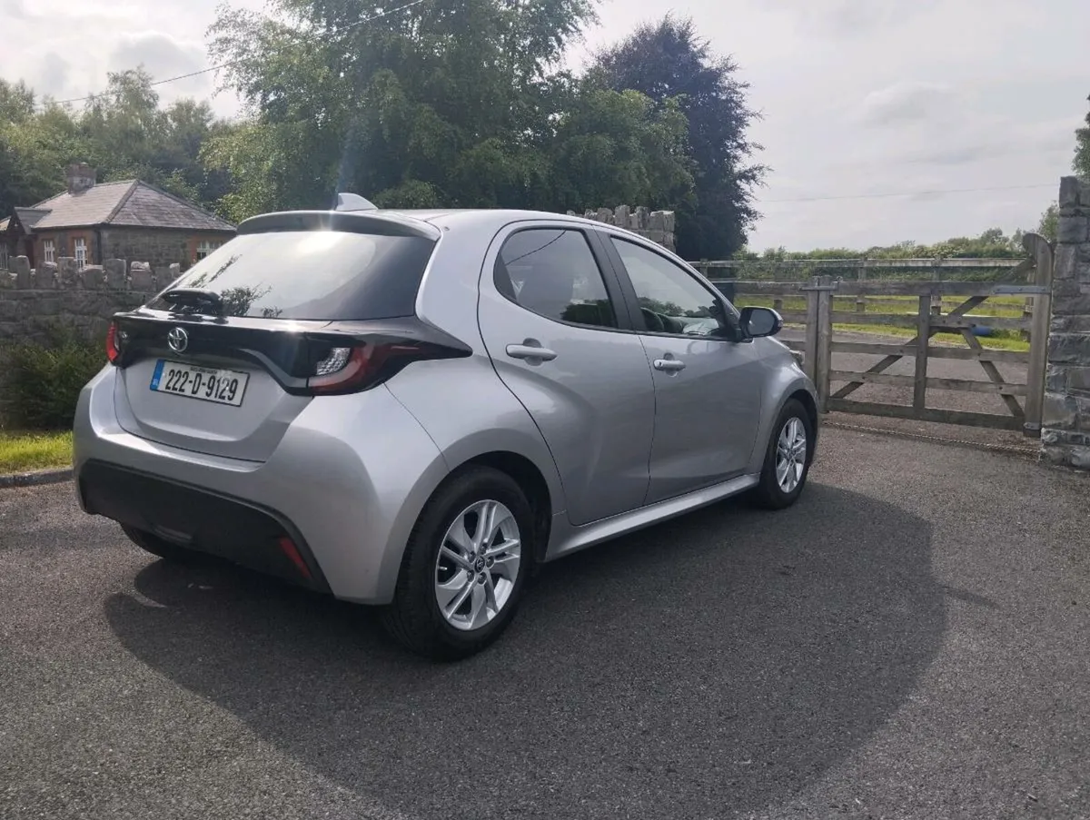 Toyota Yaris - Image 4
