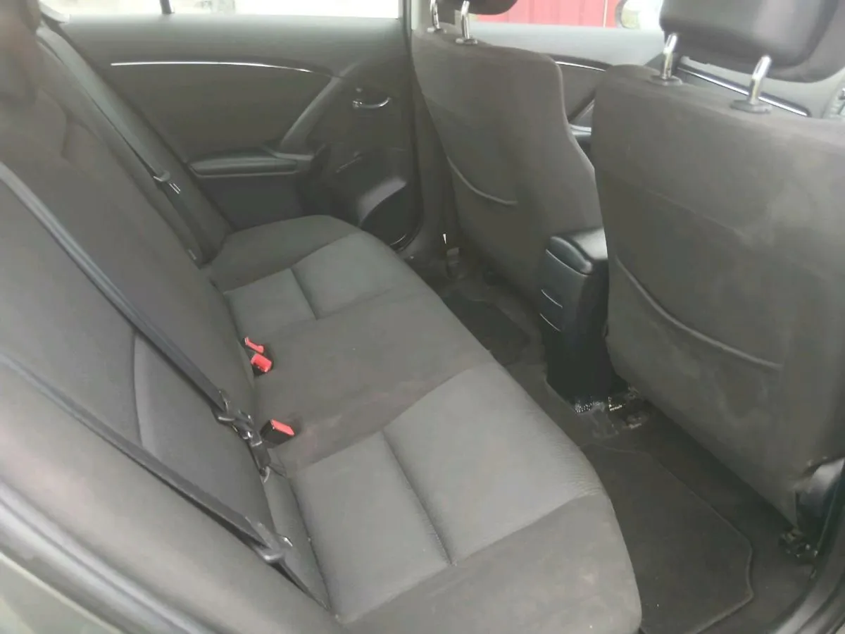 Toyota Avensis for sale - Image 3