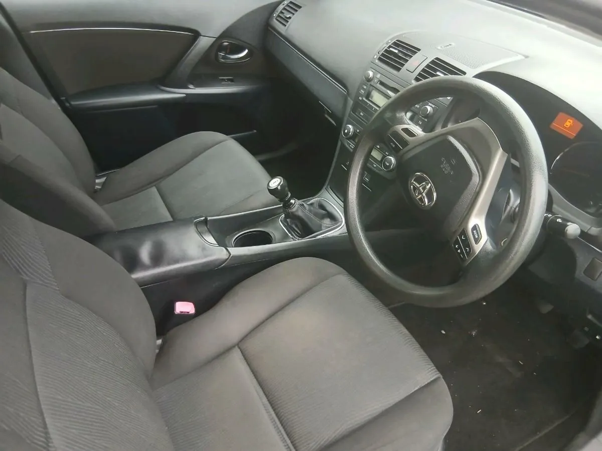 Toyota Avensis for sale - Image 4