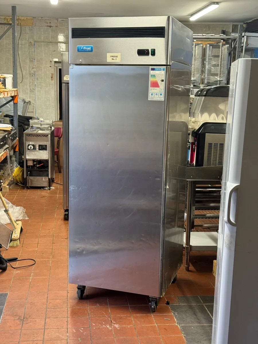 Unifrost single door fridge - Image 2