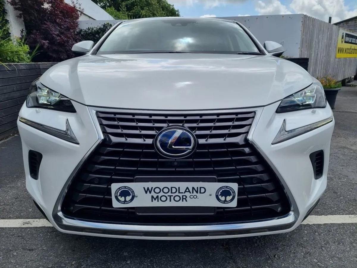 Lexus NX 300H 2.5 Hybrid Luxury With Sunroof / Hi - Image 4