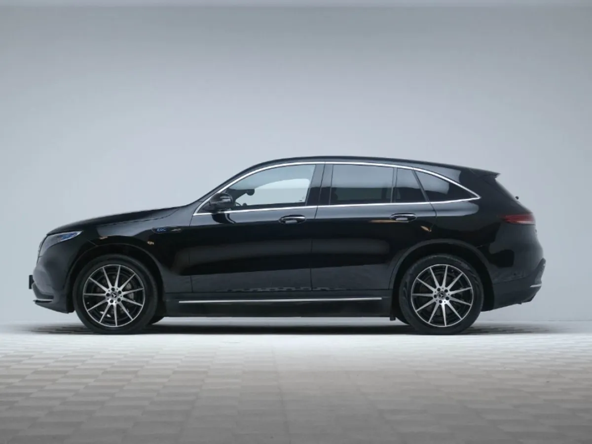 Mercedes-Benz EQC EQC 400 4matic AMG Line Edition - Image 4
