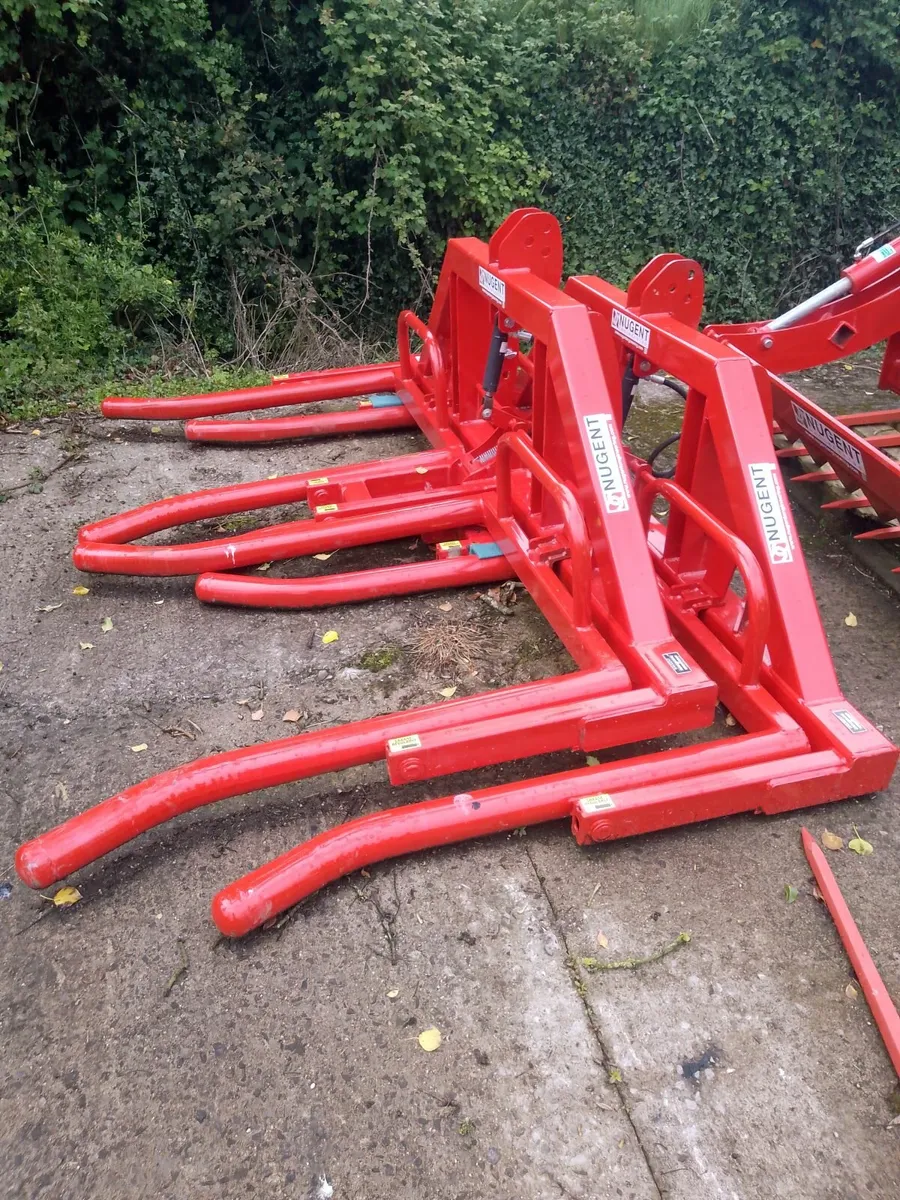 Nugent Double Bale Lifter - Image 4
