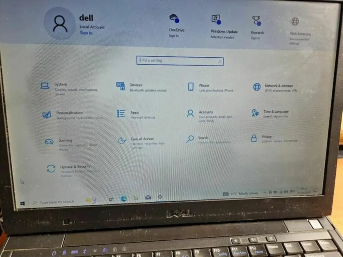 Dell Latitude Laptop E4300 5GB RAM 250GB HDD Win10 - Image 2