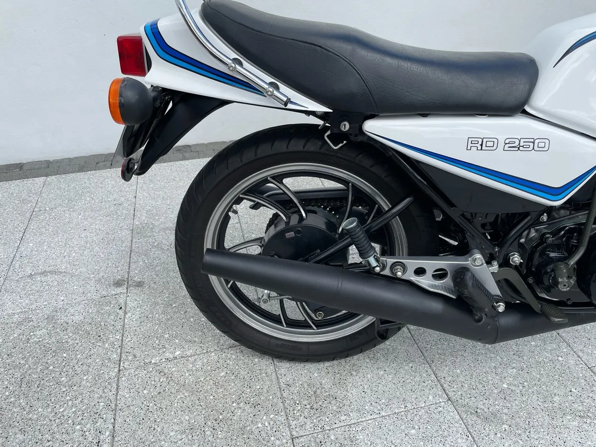 Motorcycle - Image 2