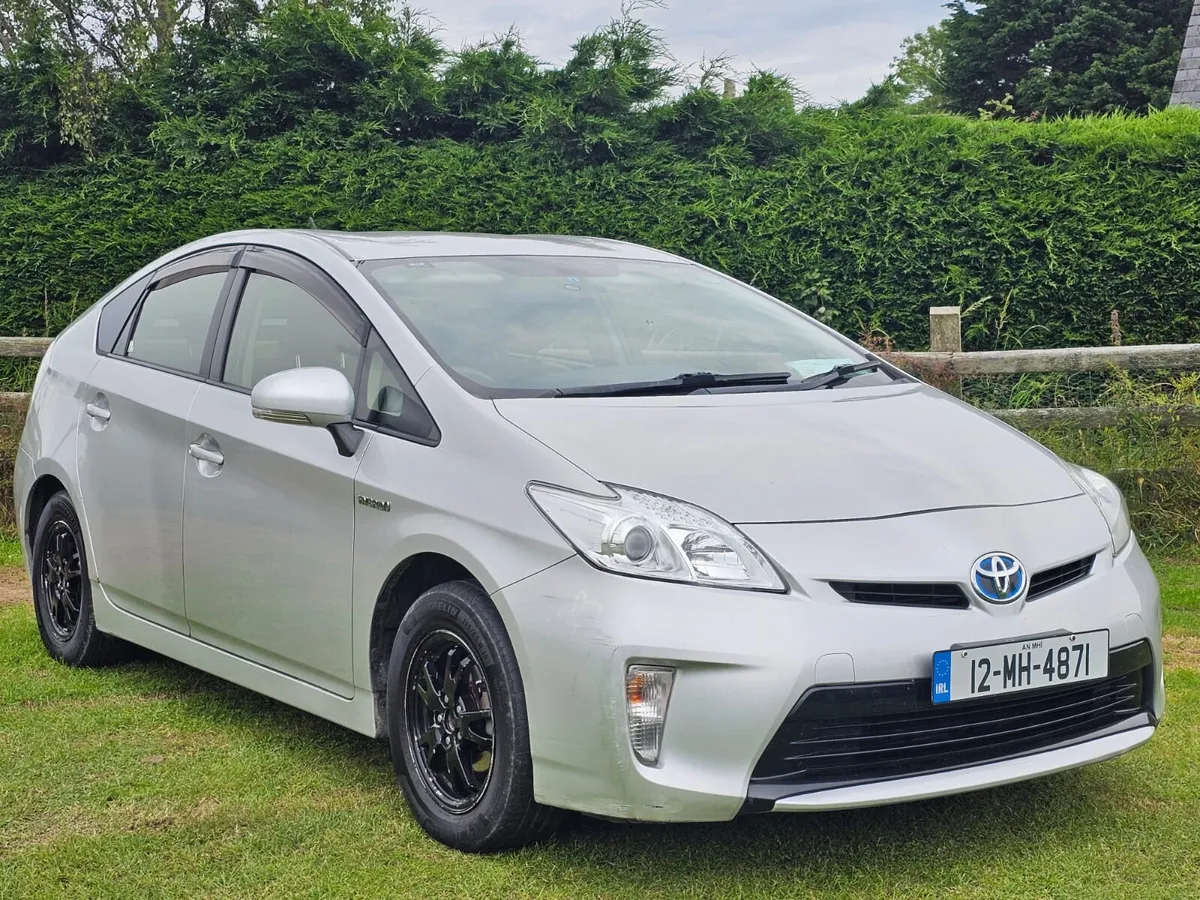 2012 Toyota prius  NCTD&TAX 11.25 no offers - Image 1