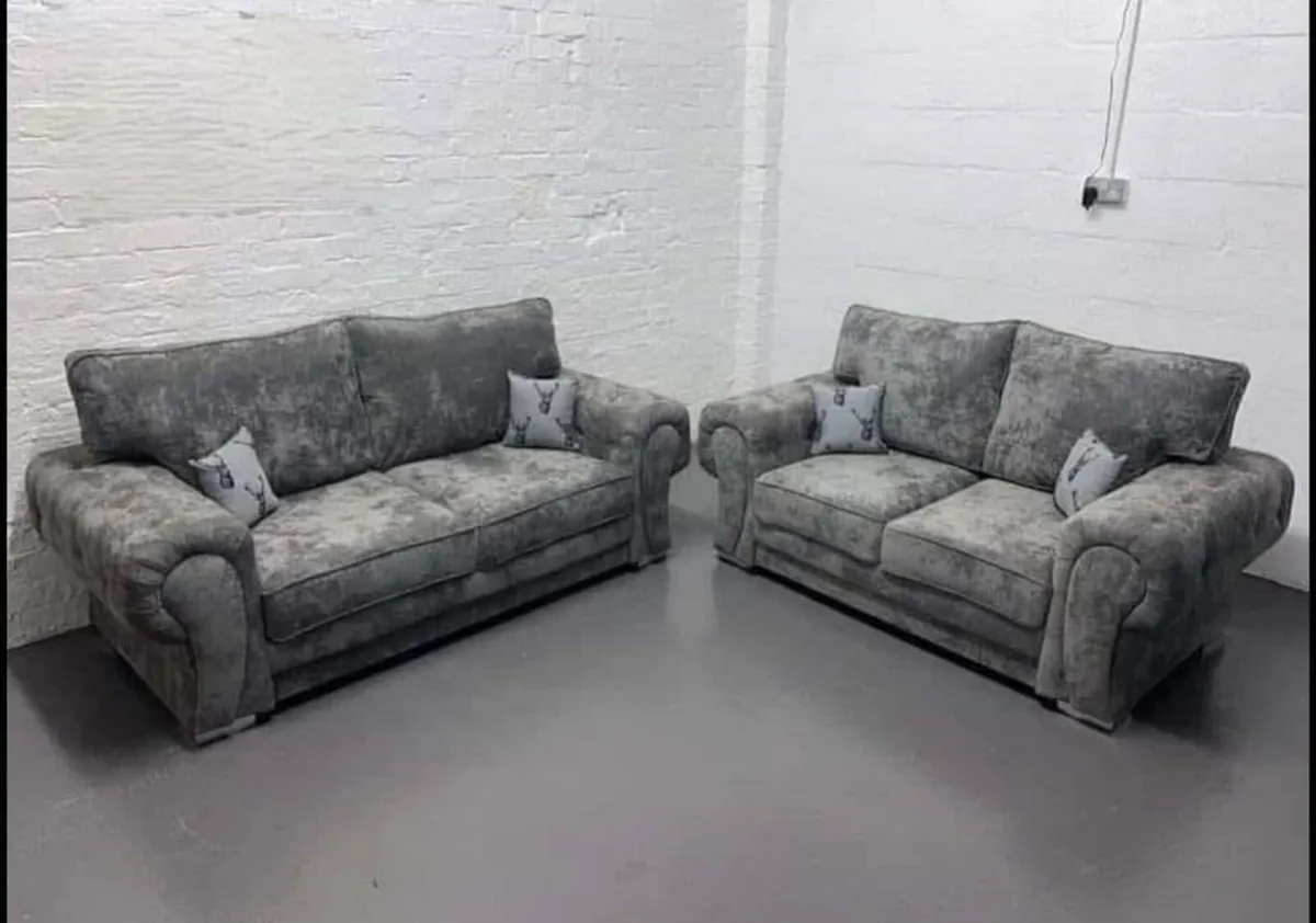 brand new high quality  verona designer sofas - Image 3