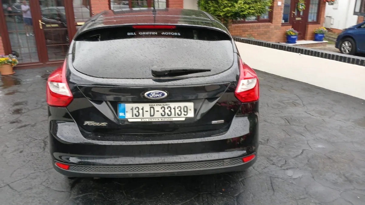 Car - Image 2