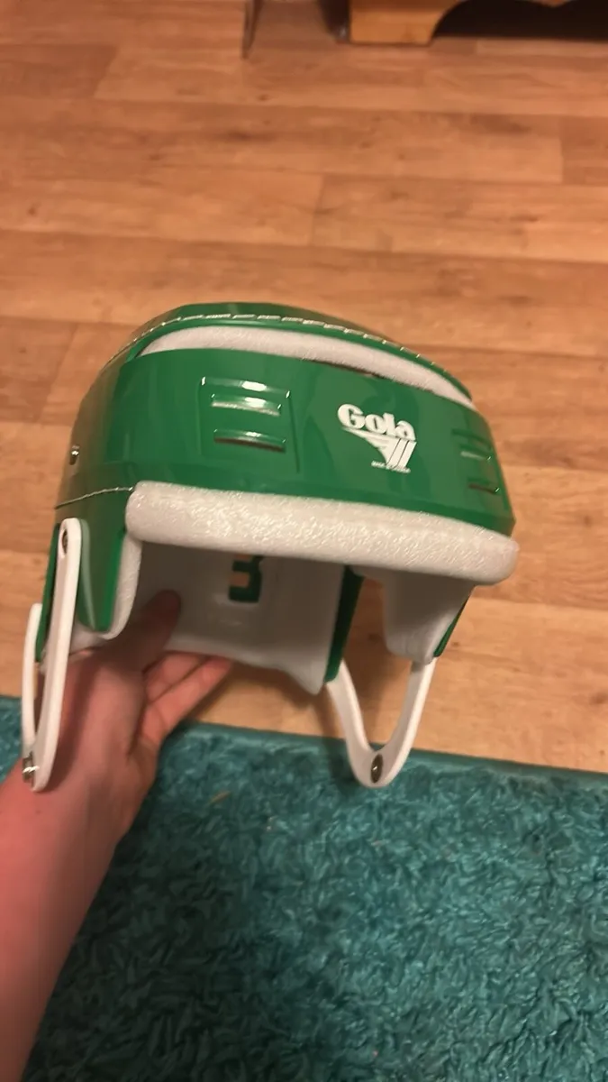 Gola helmets - Image 3