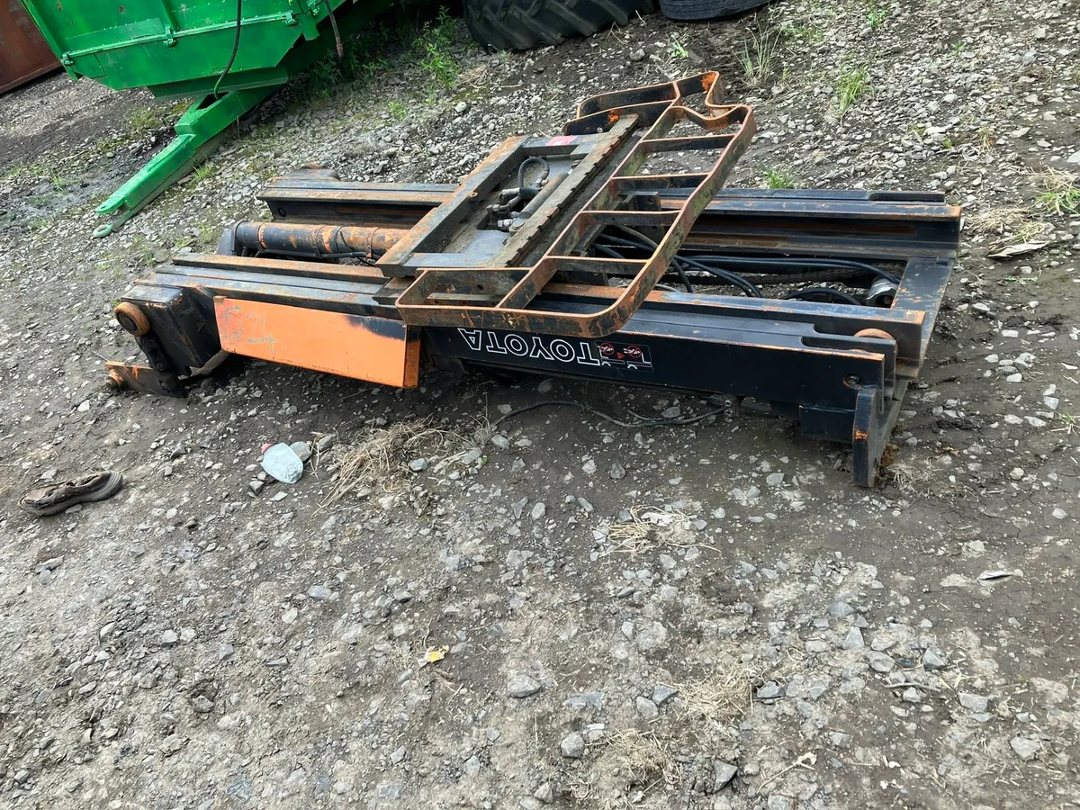 Forklift Mast - Image 2