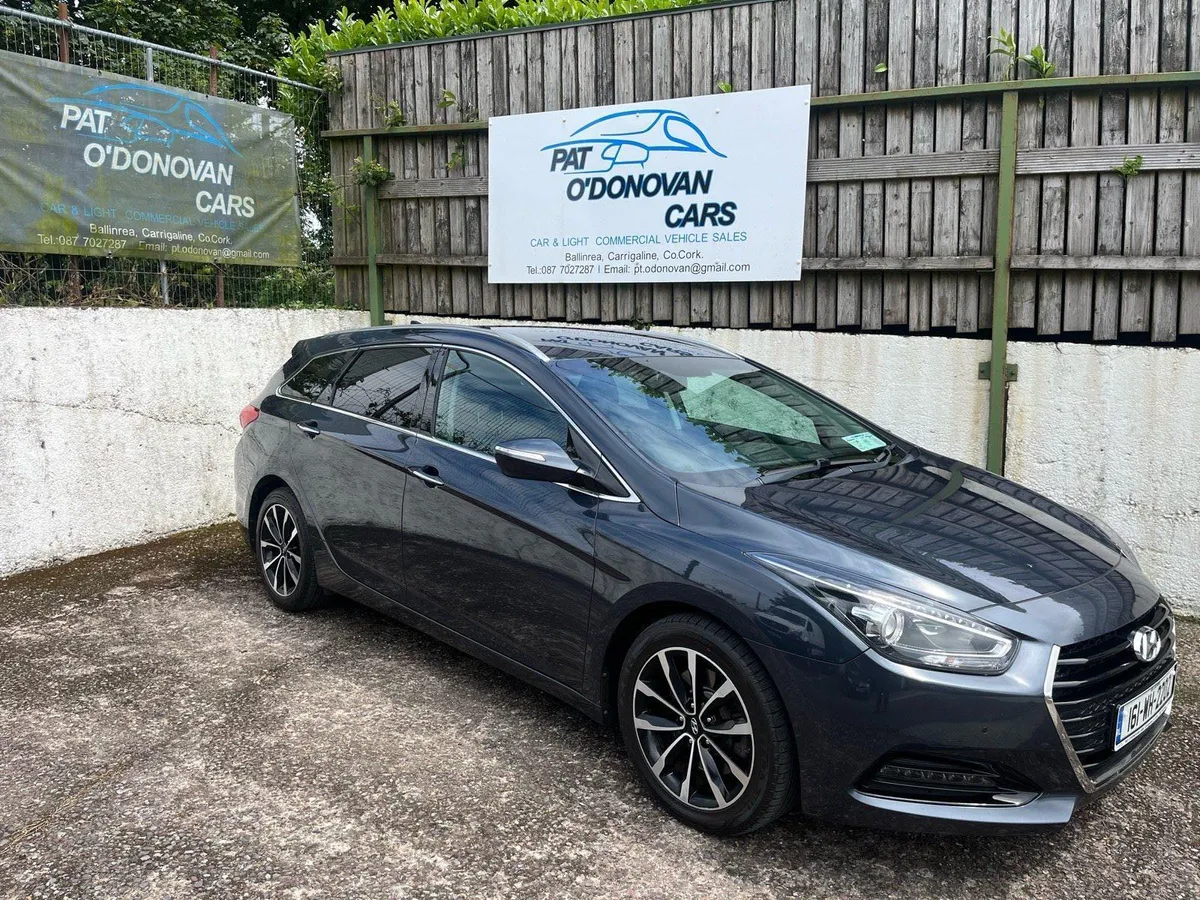 2016 Hyundai i40 estate - Image 1