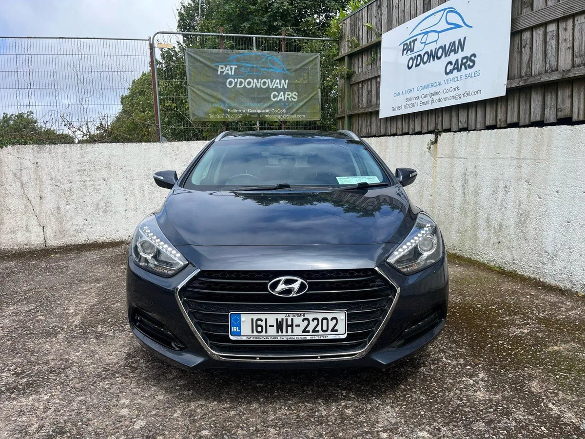 2016 Hyundai i40 estate - Image 2