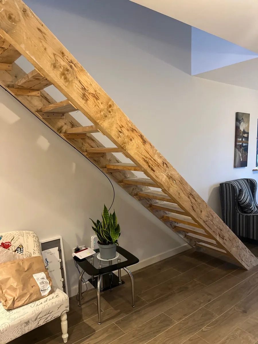 Temporary stairs - Image 1
