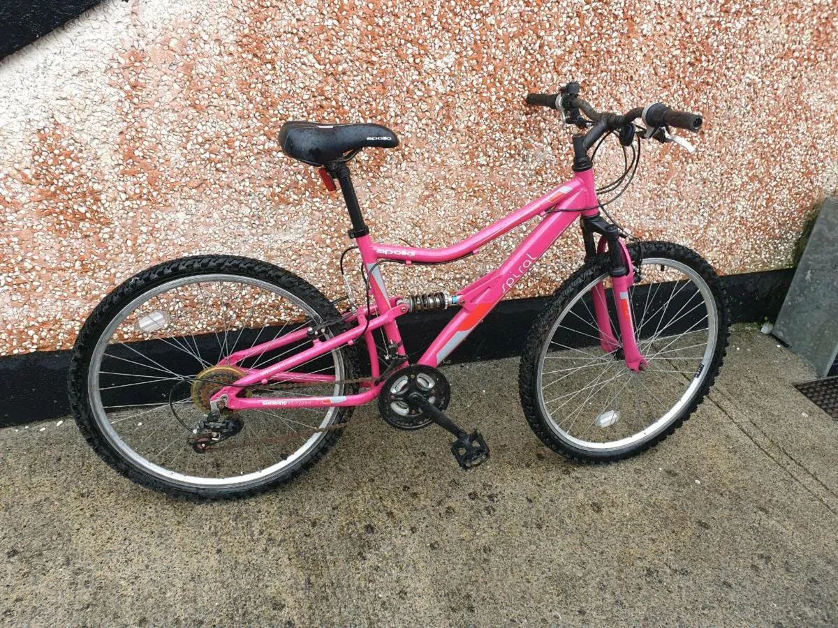 LADYS/ TEENS BIKE - Image 1