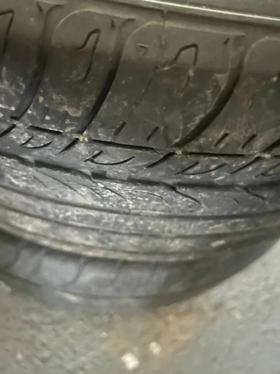 17" genuine 5 series BMW alloys - Image 3