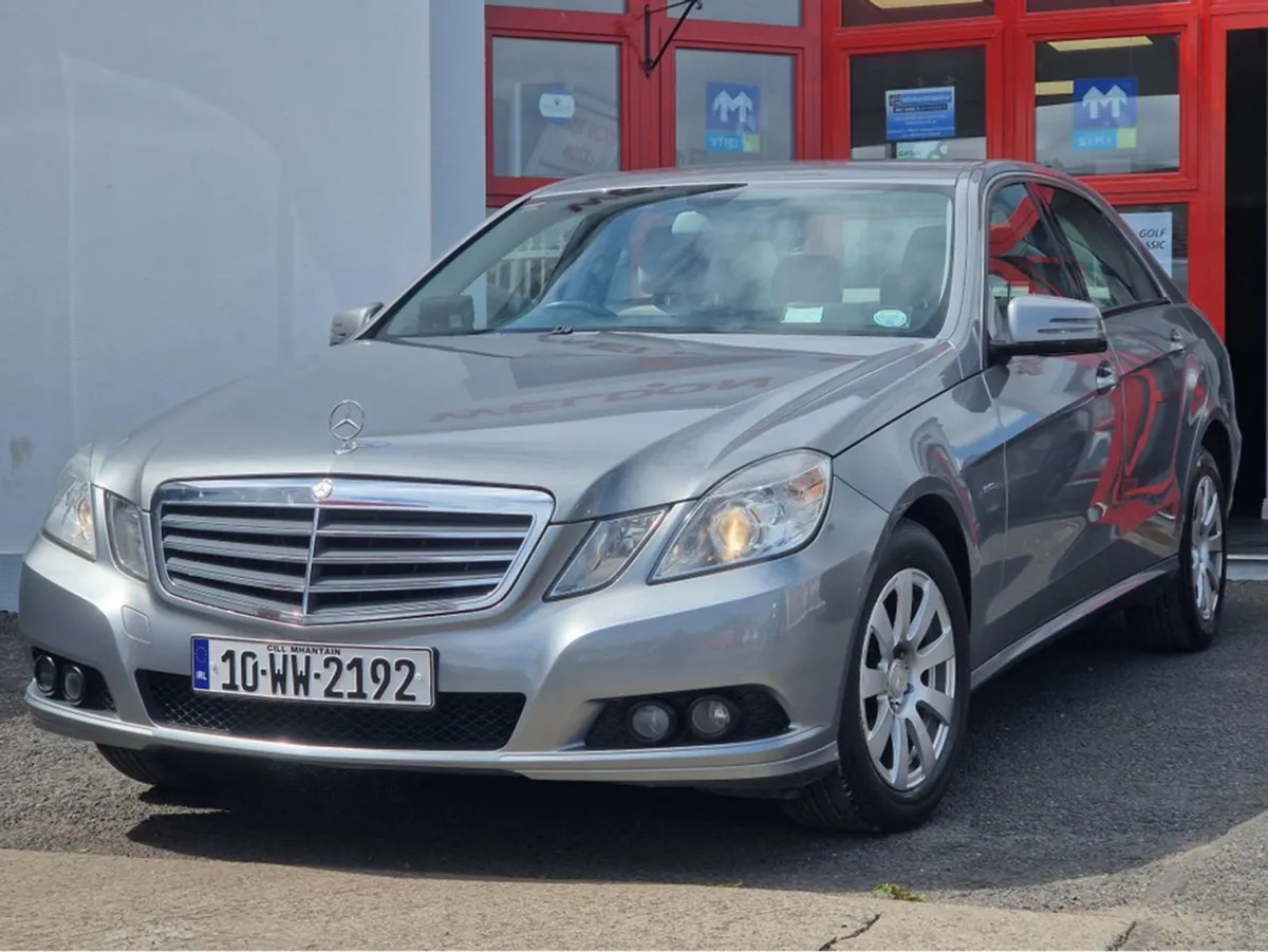 Mercedes-Benz E-Class 200 CDI Blue Efficiency 4DR - Image 1