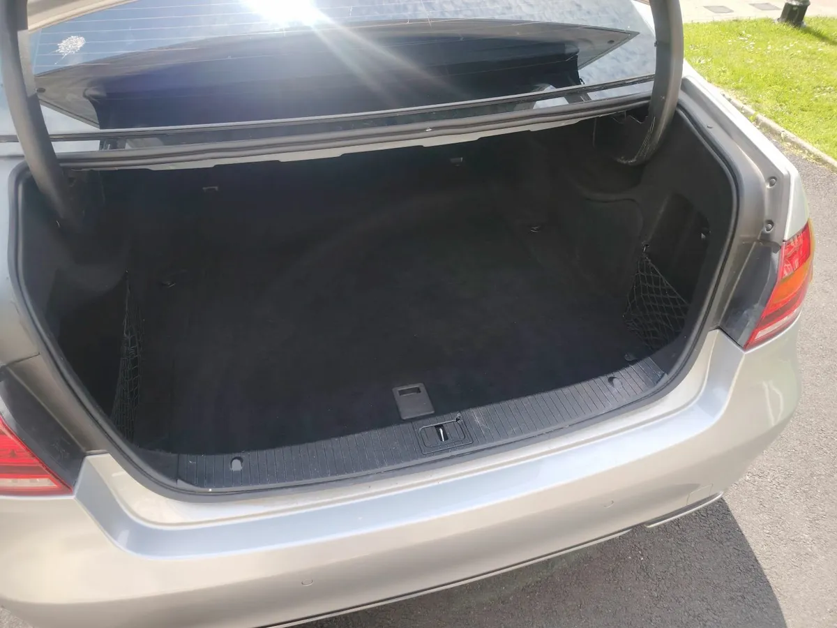 2014 Mercedes-Benz E-Class Auto - Image 2