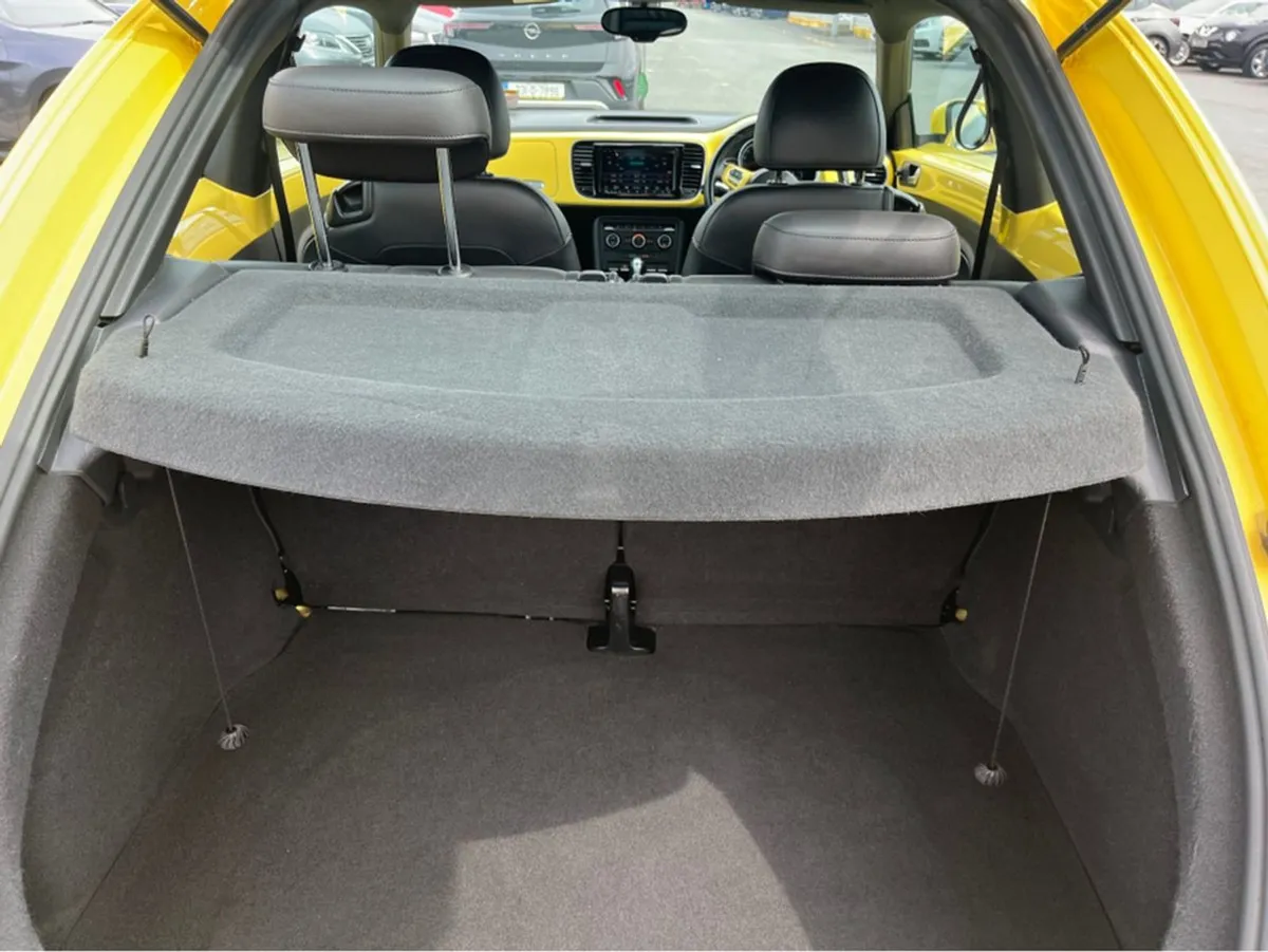 Volkswagen Beetle 3DR Auto Hi Line - Image 4