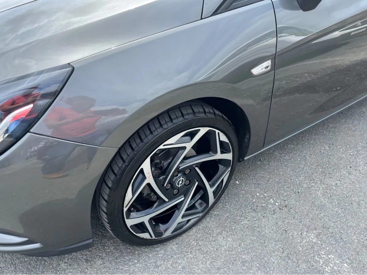 Opel Astra E 1.4t 150PS 5DR Auto - Image 2