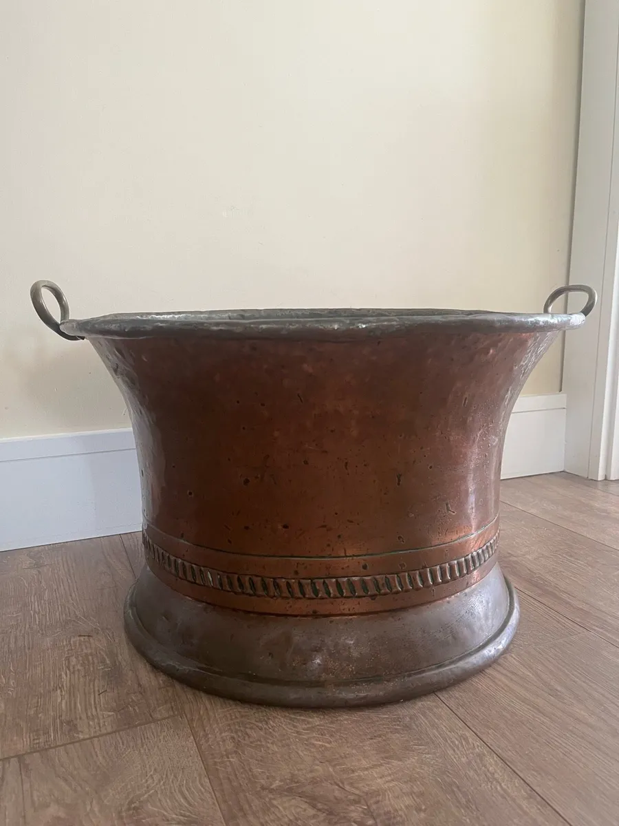 Antique Georgian Copper Log Cauldron - Image 2