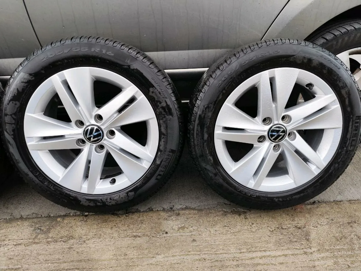 16" VW alloy wheels on Pirelli tyres - Image 2