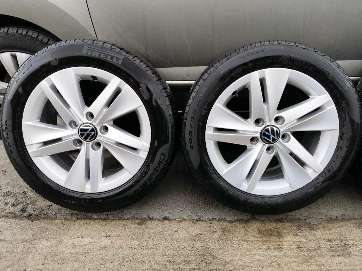 16" VW alloy wheels on Pirelli tyres - Image 3