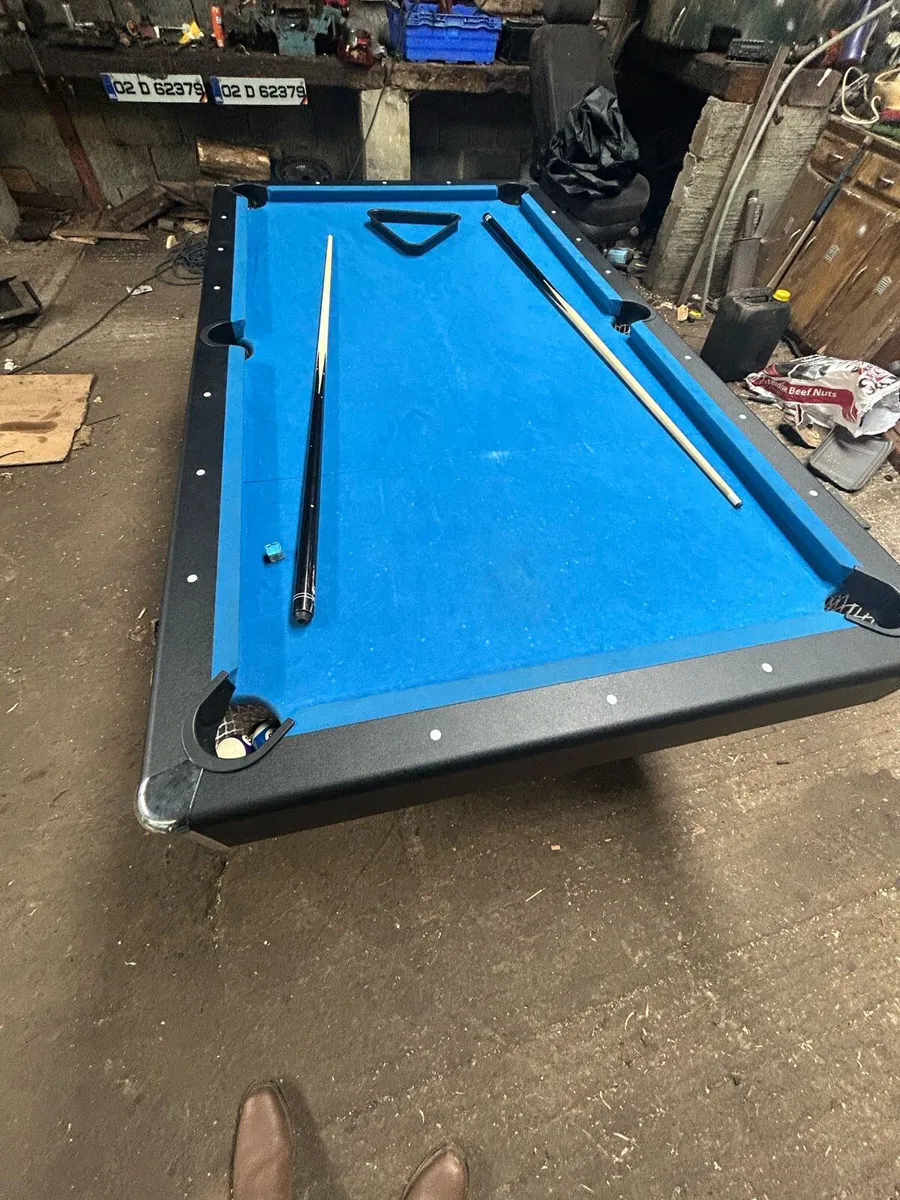 Pool table - Image 3