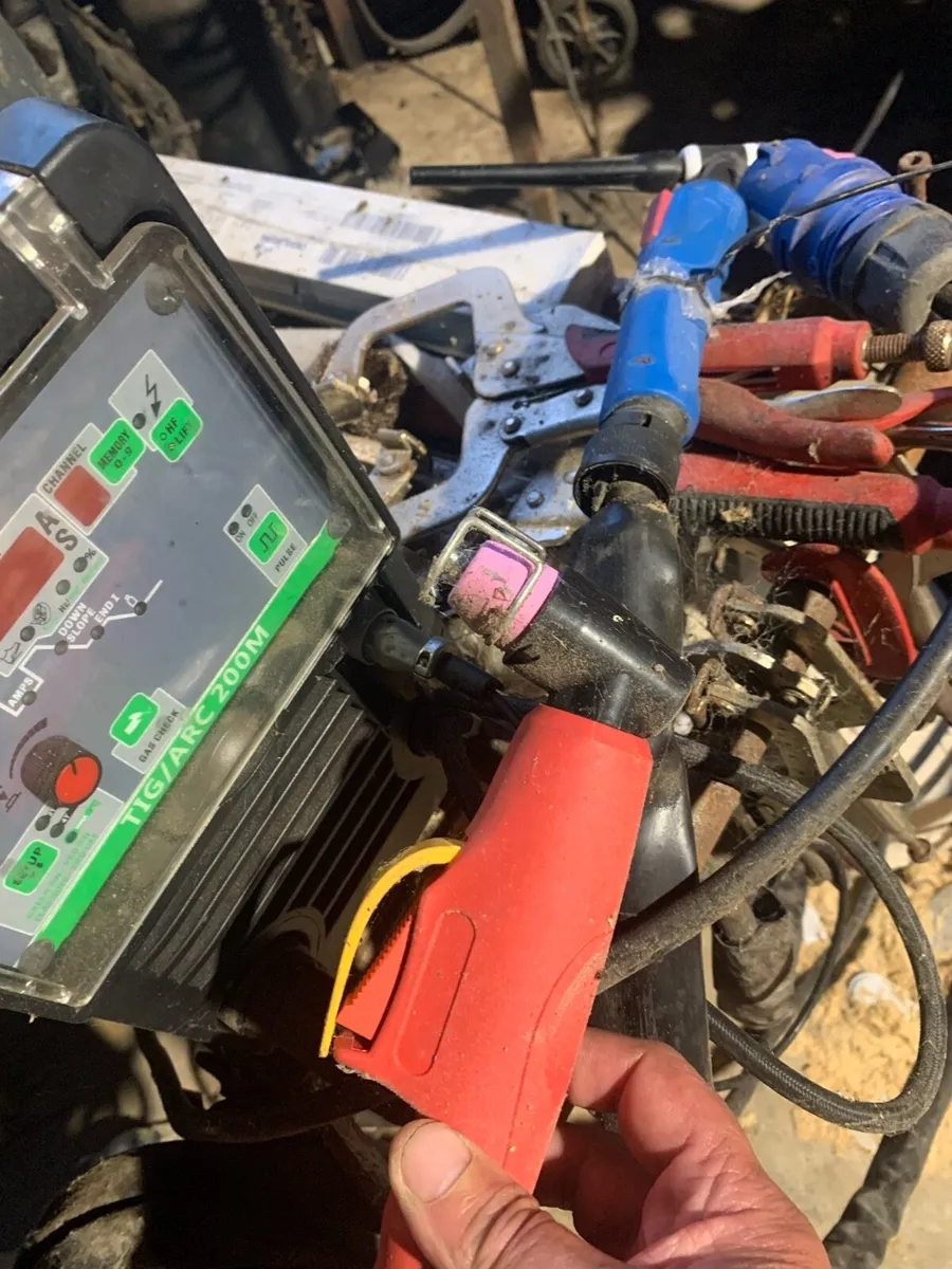 200 amp Tig/stick welder plasma cutter - Image 3