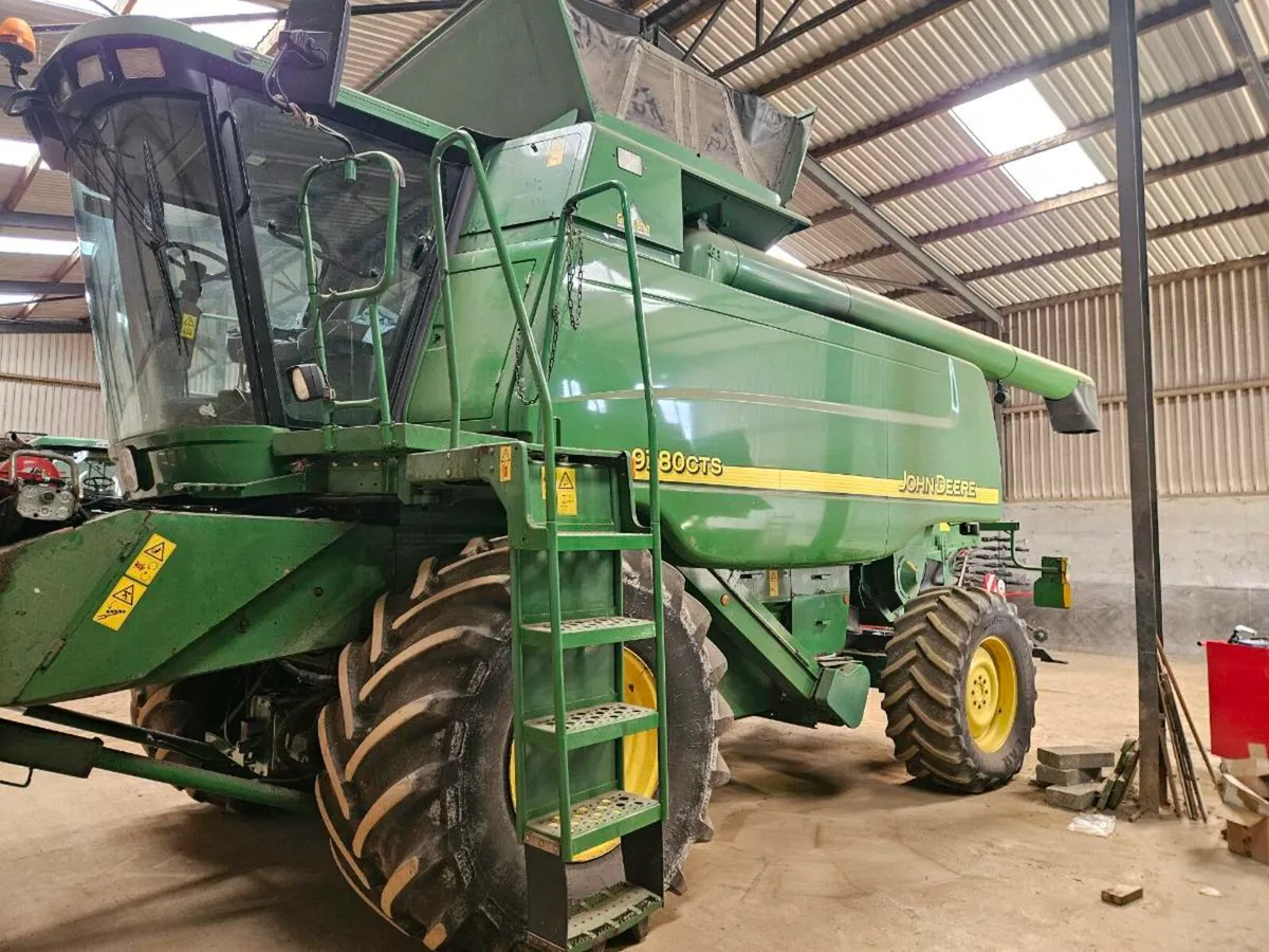 John Deere Combine - Image 1
