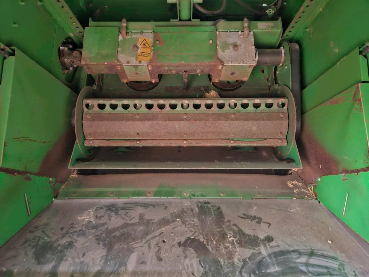 John Deere Combine - Image 4