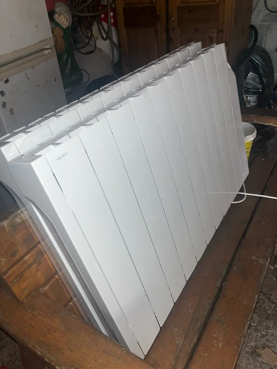 Electric oil radiators - Image 1