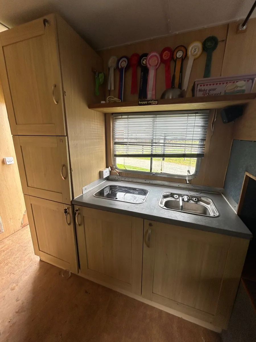 Horse lorry - Image 4