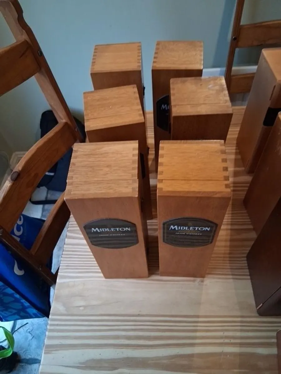 28 whiskey boxs - Image 2